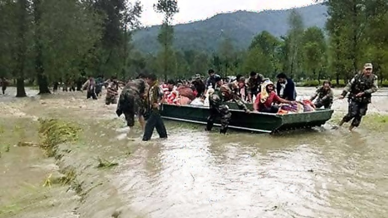 J&K floods: Social networking sites aid rescue, relief work