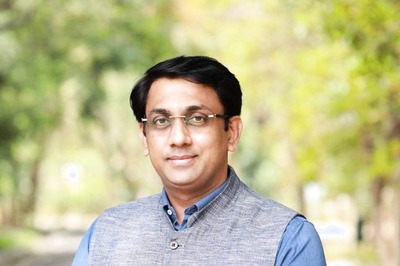 IIM Bangalore Professor Receives ICMR-Professor Surindar Mohan Marwah Award for Research Work on Ageing, Geriatric Care