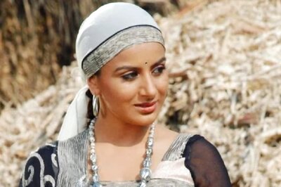 Pooja Gandhi's Hand-Written Letter In Kannada Takes Internet On Nostalgic Ride