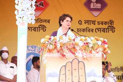 Priyanka Isolates After Robert Vadra Tests Covid Positive; Cancels Trips to TN, Assam, Kerala