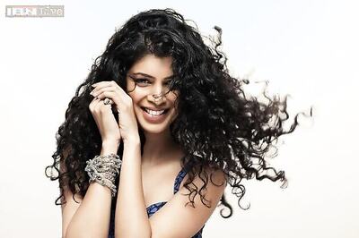 Tina Desai: My 'Marigold Hotel' co-stars Maggie Smith, Judi Dench defy the stereotype of old age