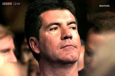 Sinitta Malone and Jackie St. Clair leave Simon Cowell in a fix