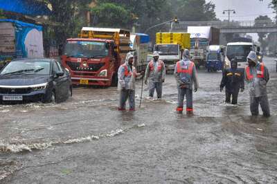 Mumbai Receives Moderate Showers, No Major Water-logging; IMD Predicts Heavy Rainfall
