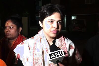 Activist Trupti Desai and Aides Detained on Way to Shirdi, Released Later