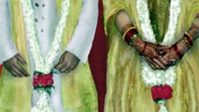 TV journos get into scuffle at wedding reception
