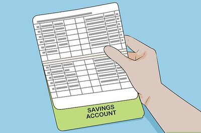 How to Withdraw Money from a Savings Account