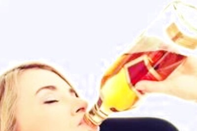 These 5 Food And Drinks May Be Triggering Your Migraine