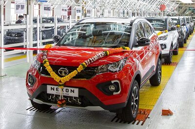 Tata Nexon Crosses 1.50 Lakh Production Mark in India, Company Launches Contest with KL Rahul