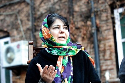 Need to Encourage Kashmiri Pandits to Return Home: Mehbooba