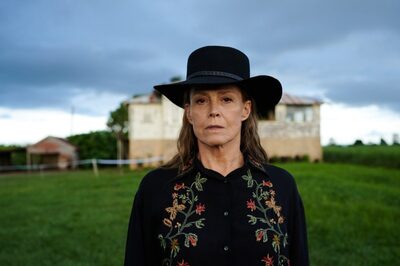 Avatar Fame Actor Sigourney Weaver Calls Her Character In The Lost Flowers of Alice Hart ‘Special’