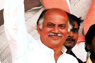 We will review poll debacle in Rajasthan: Gurudas Kamat