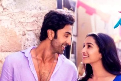 Tere Pyaar Mein Song: Ranbir-Shraddha Kapoor Set Temperatures Soaring In Romantic Track; Watch