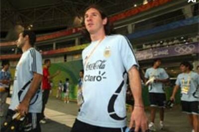 Argentina to defy ruling, set to hand Messi Games bow