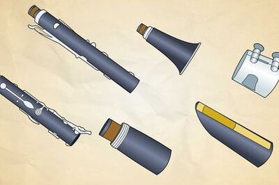 How to Hold a Clarinet