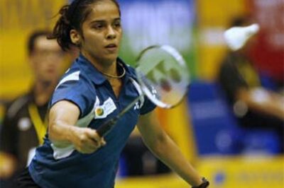 Saina, Anand crash out of All England badminton