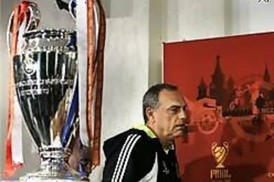 Champions League: Chelsea take on United in final