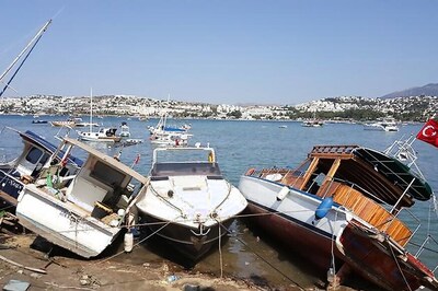 Strong Quake Off Turkish And Greek Coasts Kills 2, Injures Scores