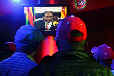 Zimbabwe's ZANU-PF Sets Robert Mugabe Impeachment Ball Rolling