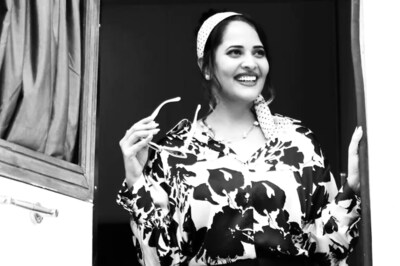 Anasuya Bharadwaj Lashes Out At Alliance Air For Bad Flight Experience