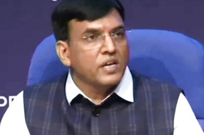 Mansukh Mandaviya Holds Meeting with Dr Reddy's Lab Chairman on Sputnik V Production, Supply