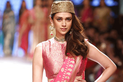 LFW 2015: Aditi Rao Hydari dazzles on the ramp for Ritu Kumar