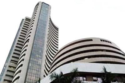 Sensex ends flat; capital goods, IT gain