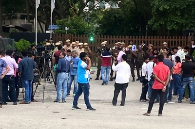 'Never Seen Anything Like This': The Mood in Eknath Shinde's 'War Room' 3,000 km from Maha Battlefield