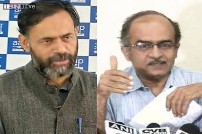 Ramdas Athawale invites AAP dissidents Yogendra Yadav, Prashant Bhushan to join RPI