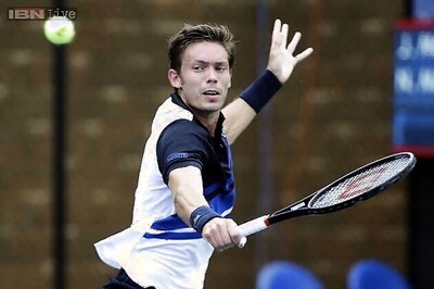 Nicolas Mahut upsets Andreas Seppi to reach Metz quarter-finals
