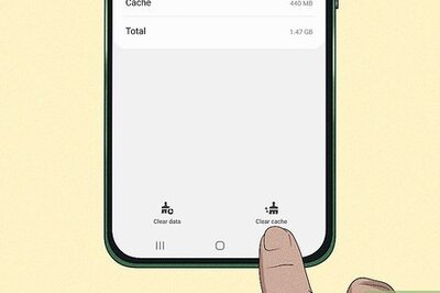 How to Get the Pause Button Back on Facebook Reels: 8 Methods