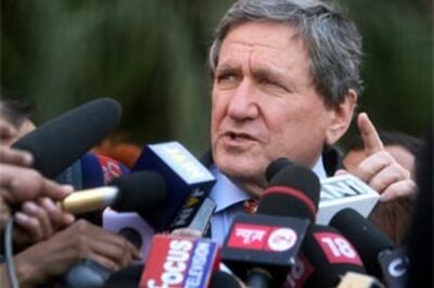 Holbrooke praises India for showing restraint after 26/11