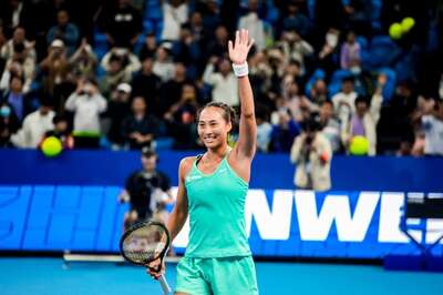 Zhengzhou Open: Zheng Qiwen Downs Maria Sakkari To Reach Zhengzhou Last Eight