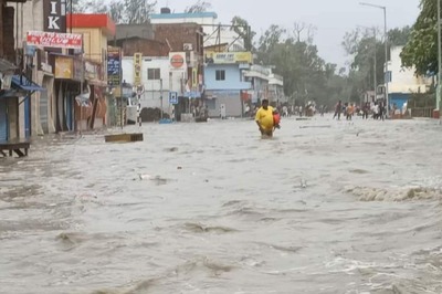 Sea Water Inundates Residential Areas in Coastal Bengal as Cyclone Yaas Unleashes Fury