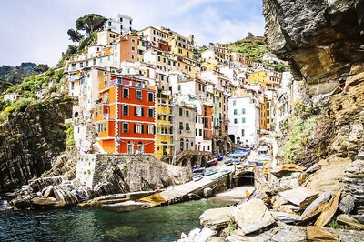 Summer Destinations: Most Popular Places For Wealthy Jetsetters