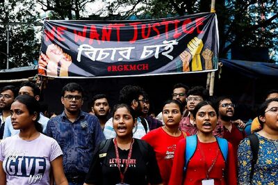 After Surprise Visit, Mamata Banerjee Invites 15 Junior Doctors For Meeting At Her Residence