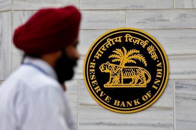 RBI Keeps Repo Rates Unchanged at 6.50% Even as Rupee Falls to Record Low