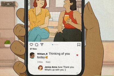 How to Secretly Flirt with a Girl over Text and IRL