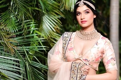 Mazha Navryachi Bayko Fame Rasika Sunil Looks Hot in Latest Photoshoot. Check Pics