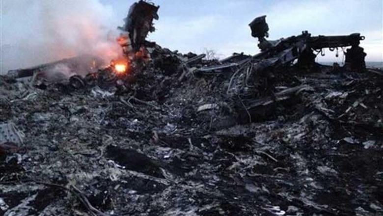 UK experts to retrieve MH17 flight data for international analysis