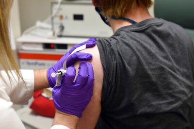 US Reaches 100 million Vaccines as Europe Struggles to Speed Process