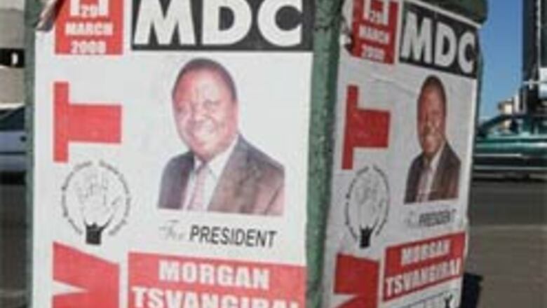 Opposition declares victory, Mugabe under pressure to quit