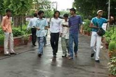 DU keeps option open for OBCs