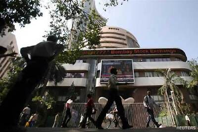Sensex closes 81 points up; Tata Motors shares rise