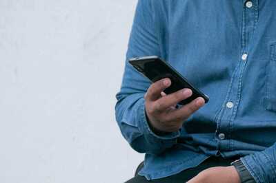 Mobile Phone Exports From India May Rise To $9 Billion in FY23, From $5.8 billion In FY22: Report