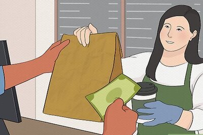 Should You Tip When Picking Up Takeout?