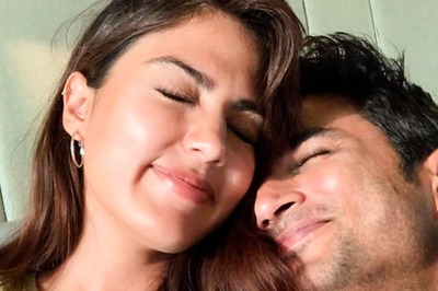 Sushant Singh Rajput's Father Alleges Rhea Chakraborty Got Him Treated By 'Conniving' Doctors