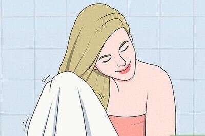 How to Put Velcro Curlers in Your Hair