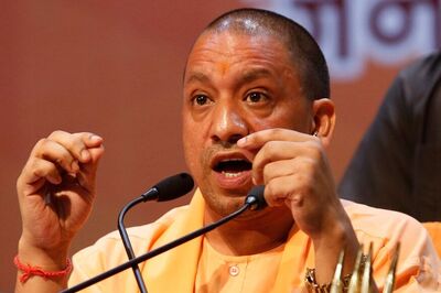 Congress Responsible for Partition and Caste Politics, Says Yogi Adityanath
