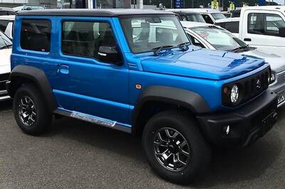Suzuki Jimny Sierra Looks like a Baby Jeep Wrangler in Latest Spy Shots, Brochure Leaked