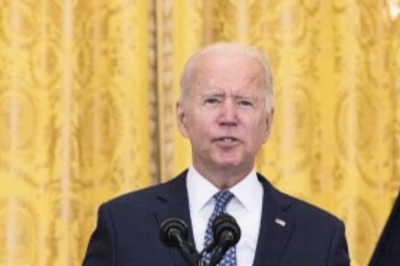 Biden Ramps Up Vaccine Mandates in Covid Battle, Hardens Tone Towards Anti-Vaxxers